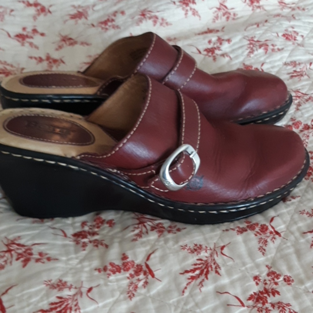 Womens clogs - Picture 2 of 3
